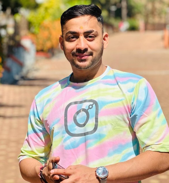 Akshay Jaywant Bodake Height, Weight, Age, Girlfriend, Family, Biography & More 2024