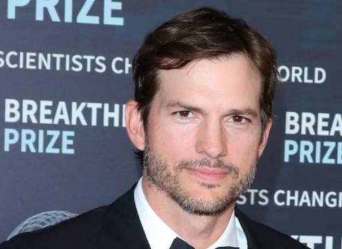 Ashton Kutcher Age, Height, Net Worth, Family & Bio 2024