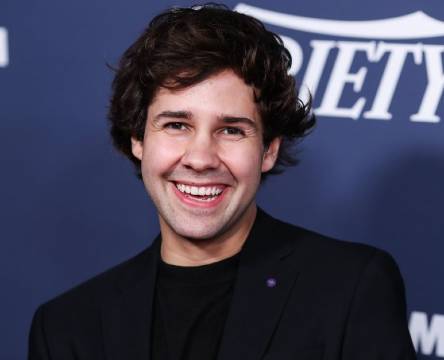 David Dobrik Age, Height, Net Worth, Family & Bio 2024