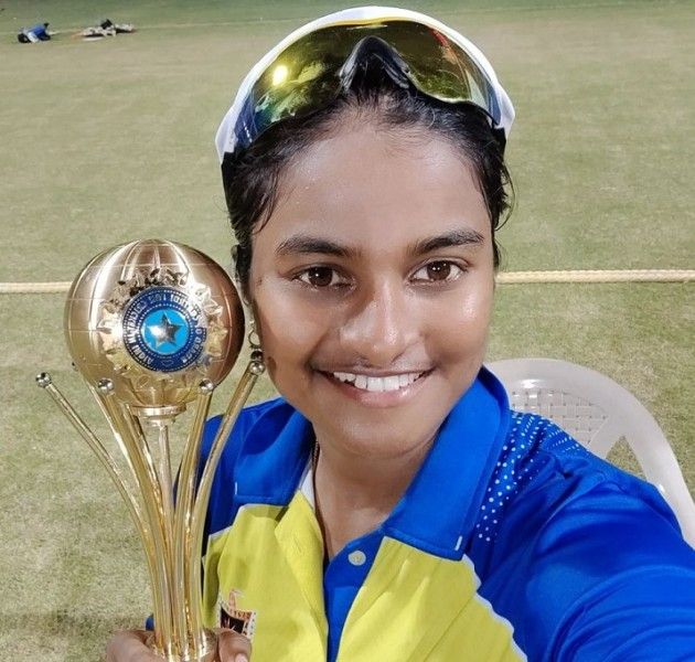 Dayalan Hemalatha Height, Age, Boyfriend, Husband, Children, Family, Biography & More 2024