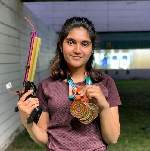 Esha Singh (Pistol Shooter) Height, Age, Family, Biography & More 2024