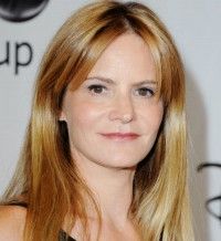 Jennifer Jason Leigh Net Worth 2024