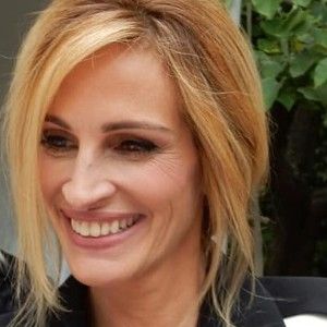 Julia Roberts Net Worth 2024