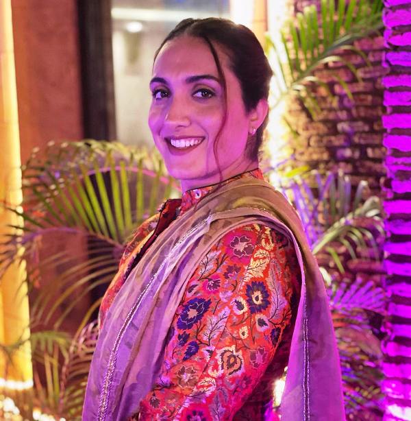 Navjeet Kaur Dhillon Height, Age, Boyfriend, Husband, Family, Biography & More 2024