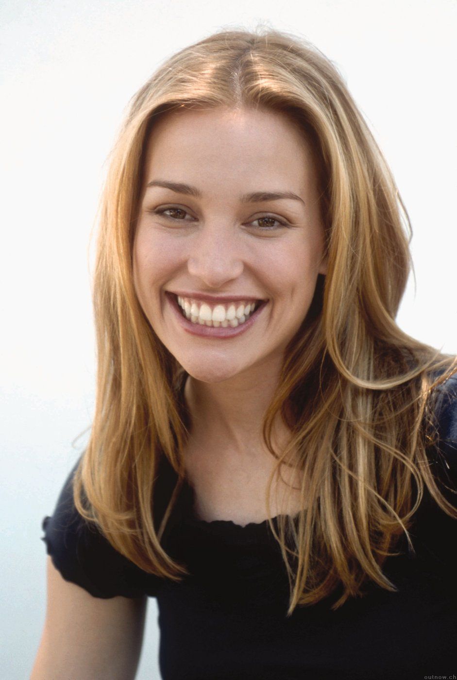 Piper Perabo Net Worth 2024