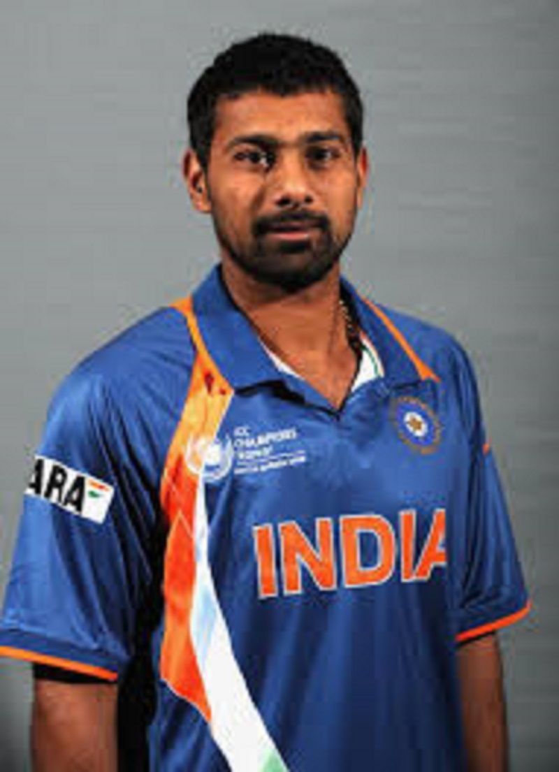 Praveen Kumar (Cricketer) Height, Age, Wife, Children, Family, Biography & More 2024