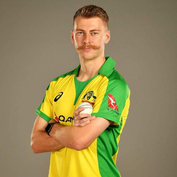 Riley Meredith (Cricketer) Height, Age, Girlfriend, Wife, Children, Family, Biography & More 2024