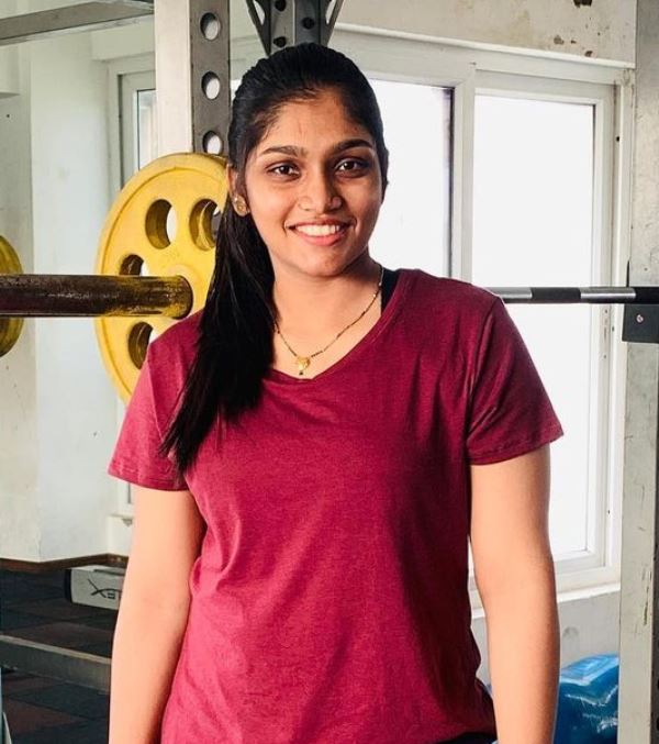 Sneha Deepthi Height, Age, Husband, Children, Family, Biography & More 2024