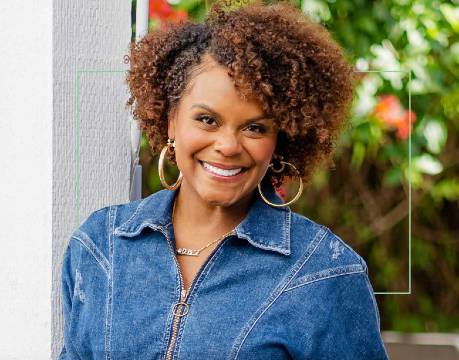 Tabitha Brown Age, Height, Net Worth, Family & Bio 2024