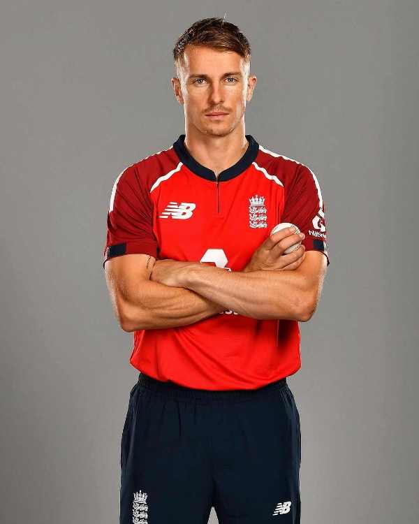 Tom Curran (Cricketer), Height, Age, Girlfriend, Wife, Children, Family, Biography & More 2024